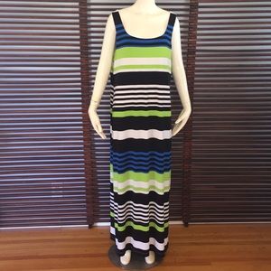 Jessica Howard maxi dress